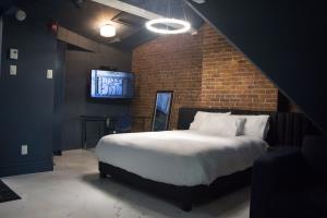 1595 Dr Peinfeld By Ellegancia 3*