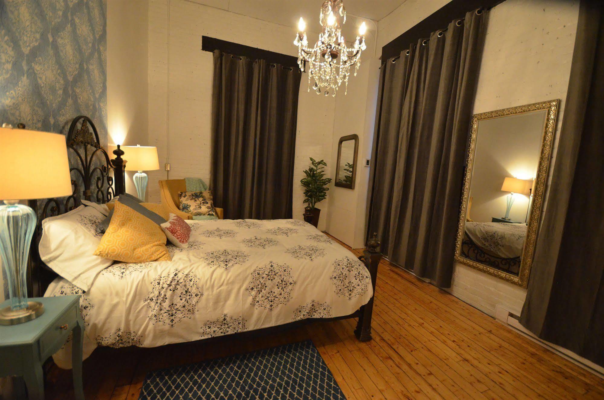 Apartment Likeahotel - Square Victoria Montreal