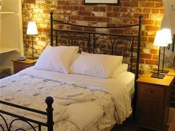Gite University Bed And Breakfast Bed & Breakfast Montreal