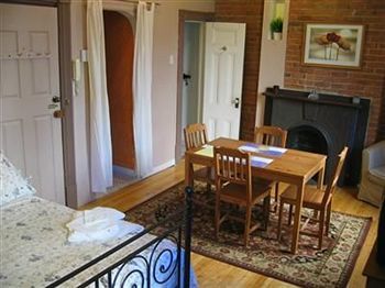Bed & Breakfast Gite University Bed And Breakfast 3*