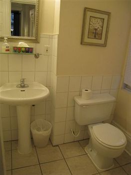 Gite University Bed And Breakfast Bed & Breakfast Montreal
