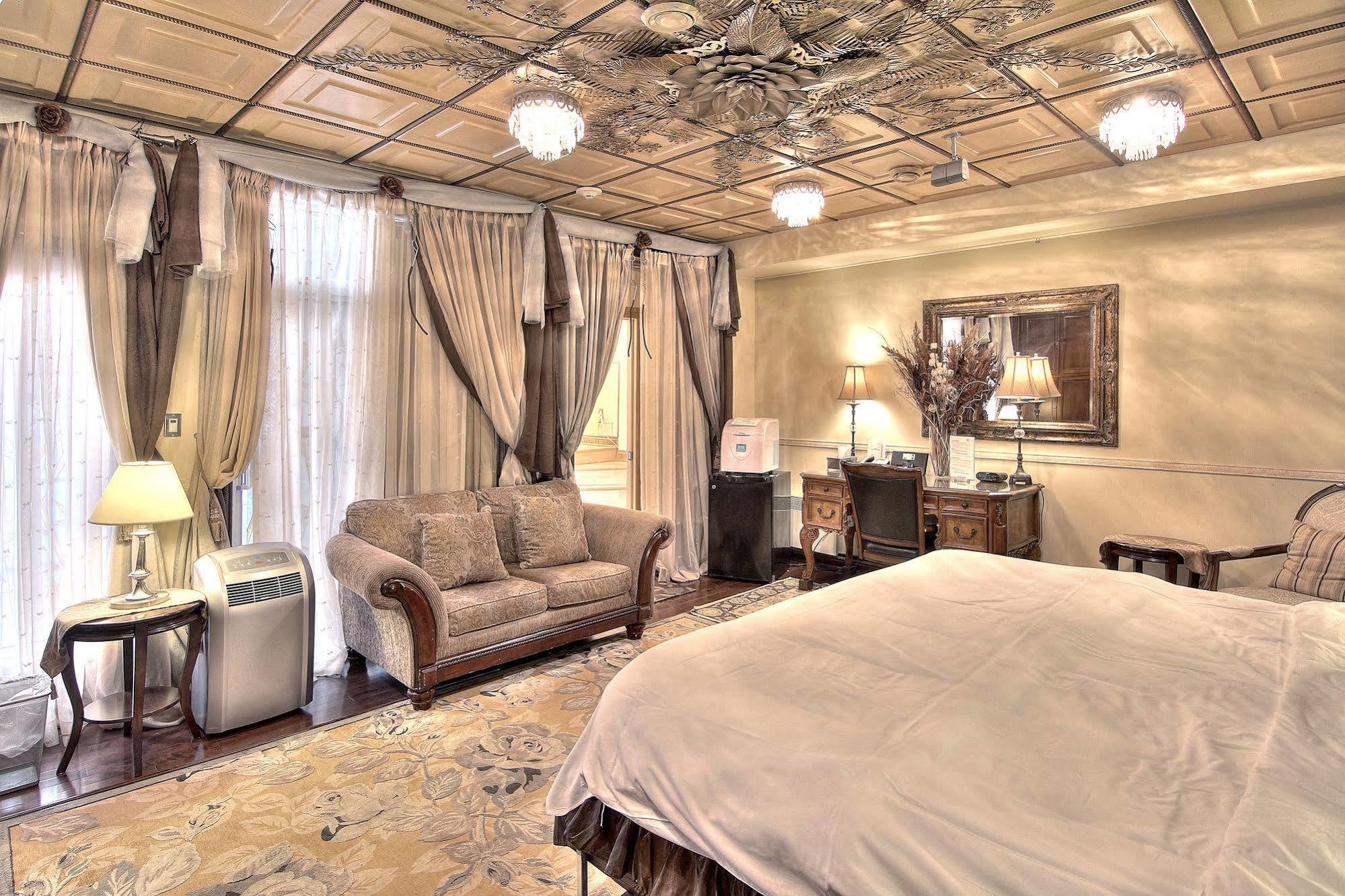 Hotel Chateau Saint-marc Montreal