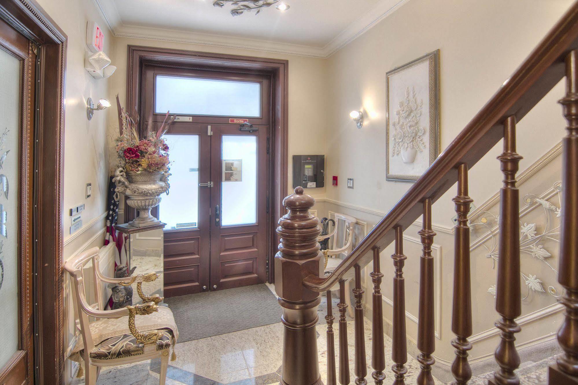 Hotel Chateau Saint-marc Montreal