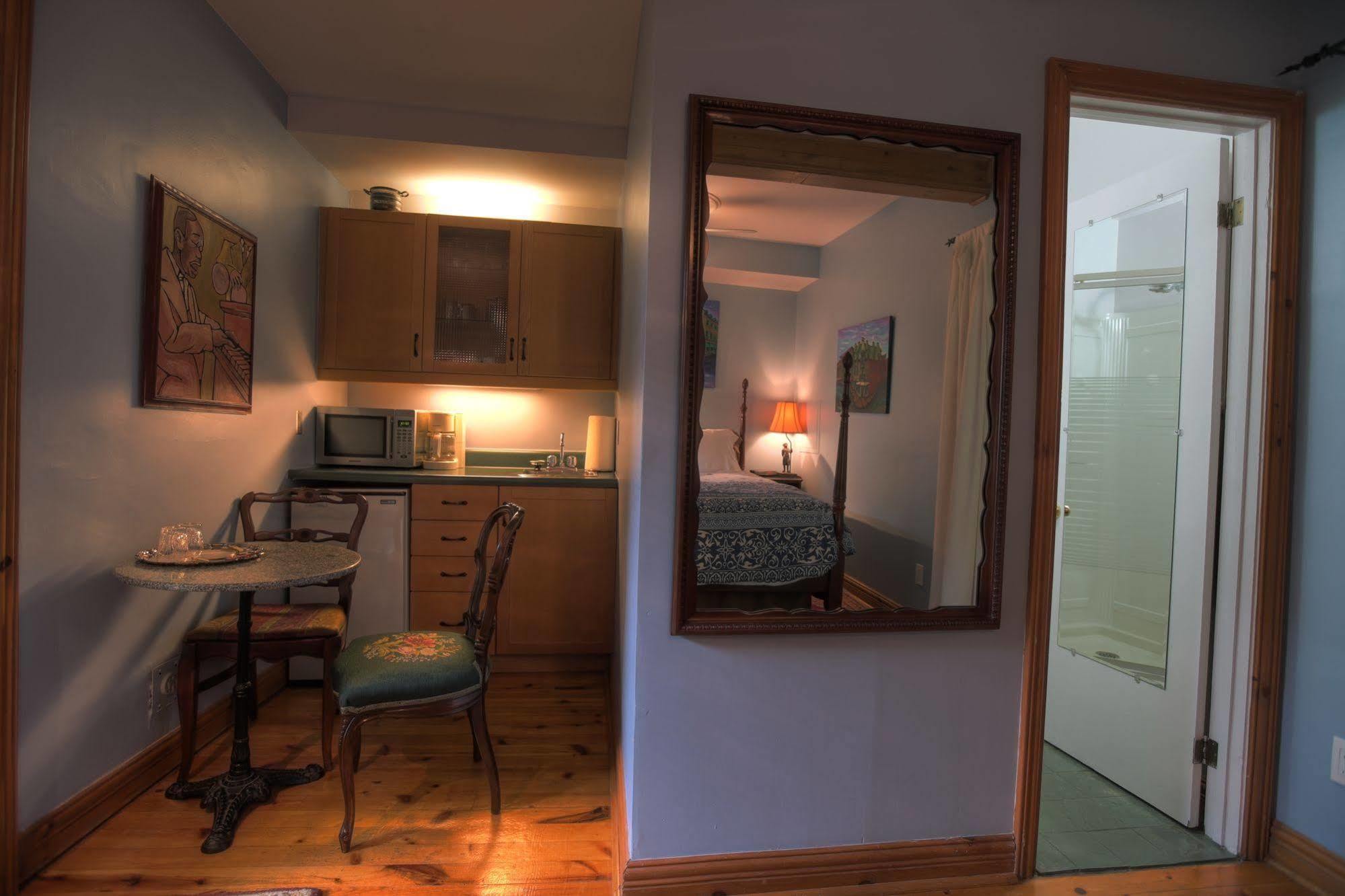 La Loggia Art Bed & Breakfast 3*