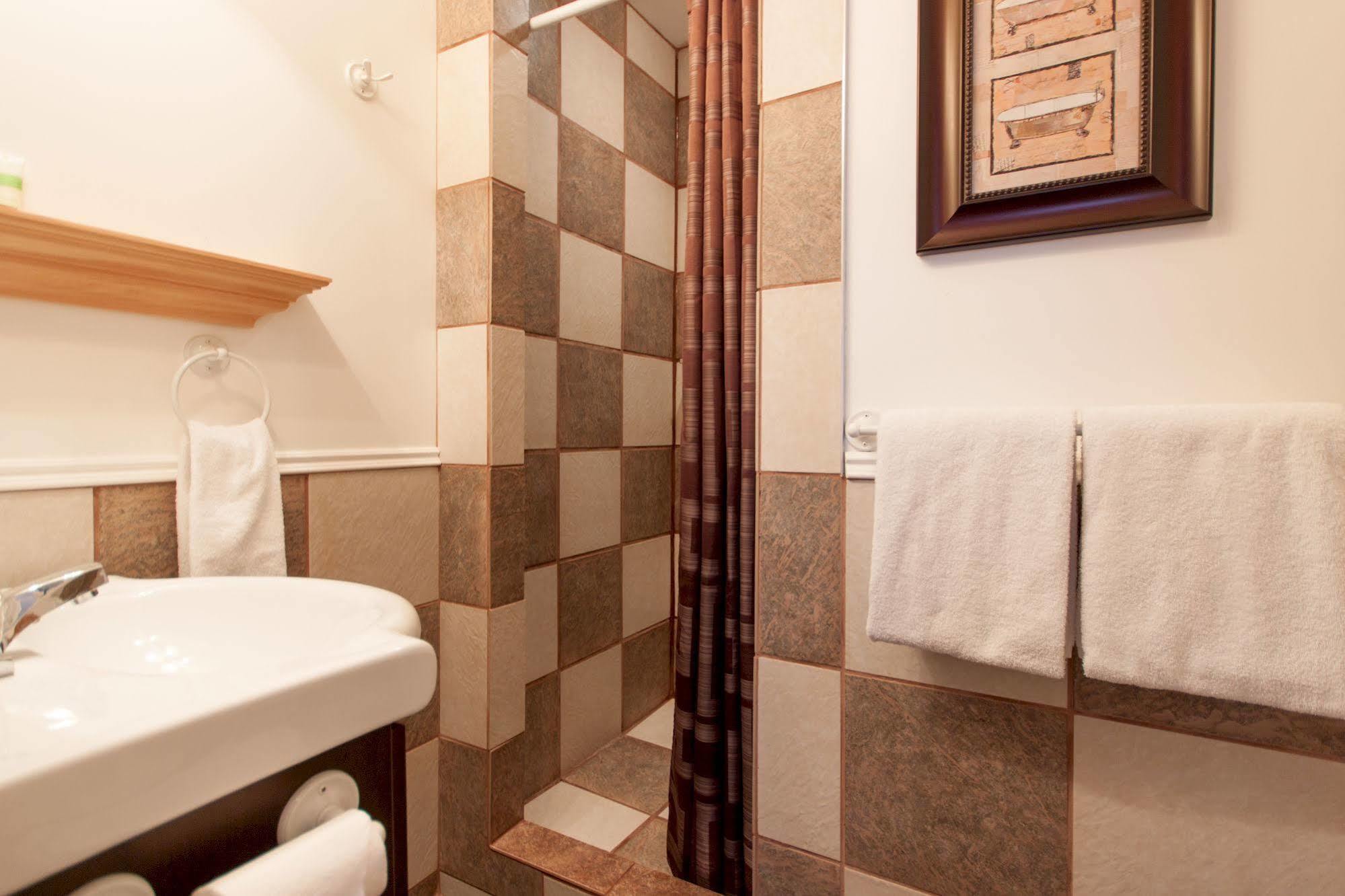 Du Village Bbv Bed & Breakfast 3*