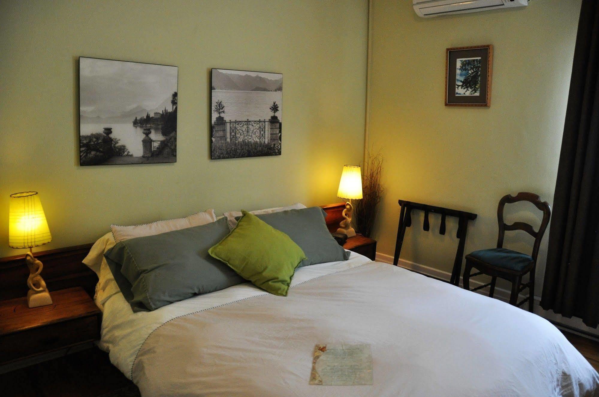 Maison Des Jardins B & B 4*