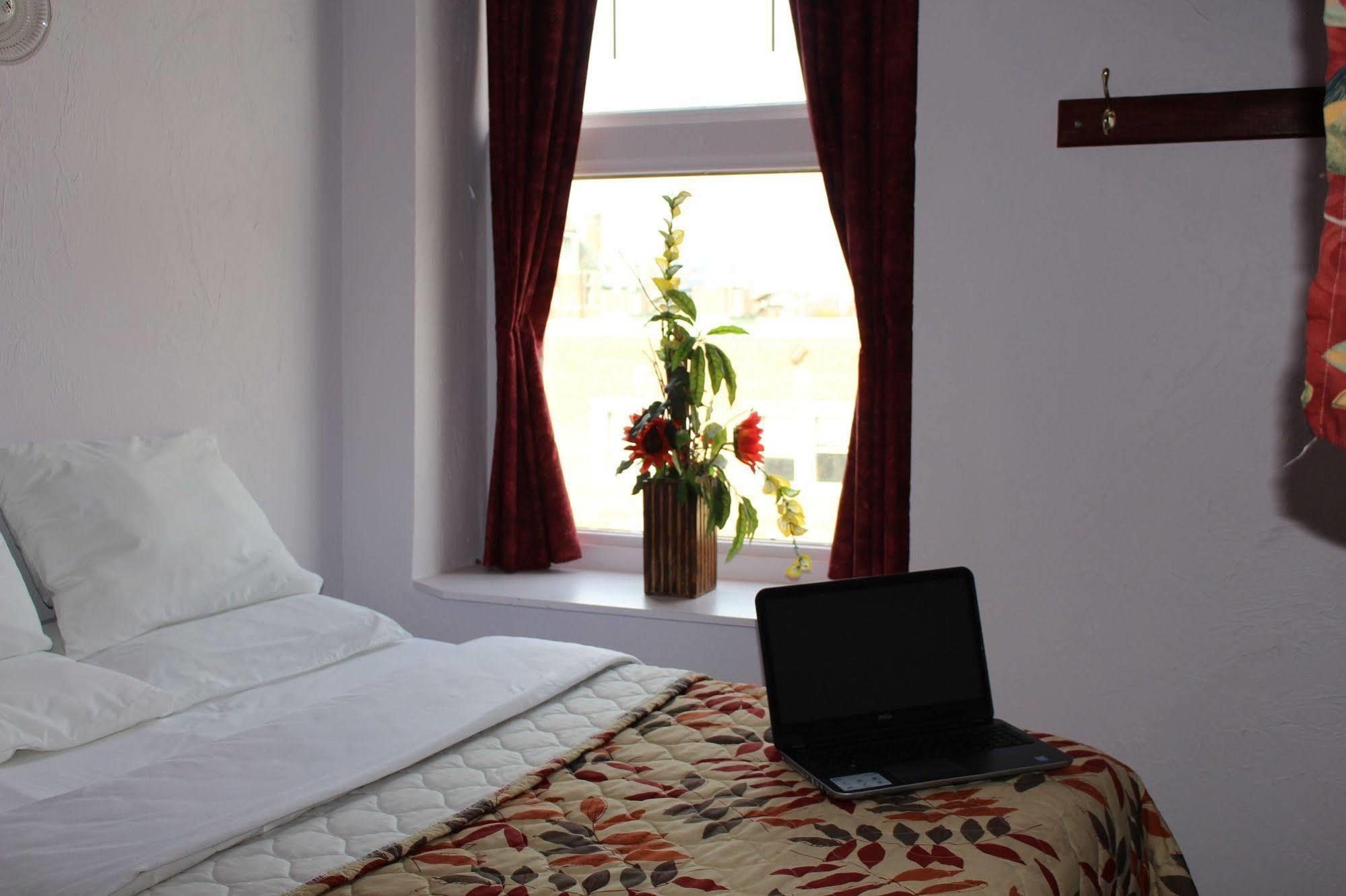 Champ De Mars Hotel