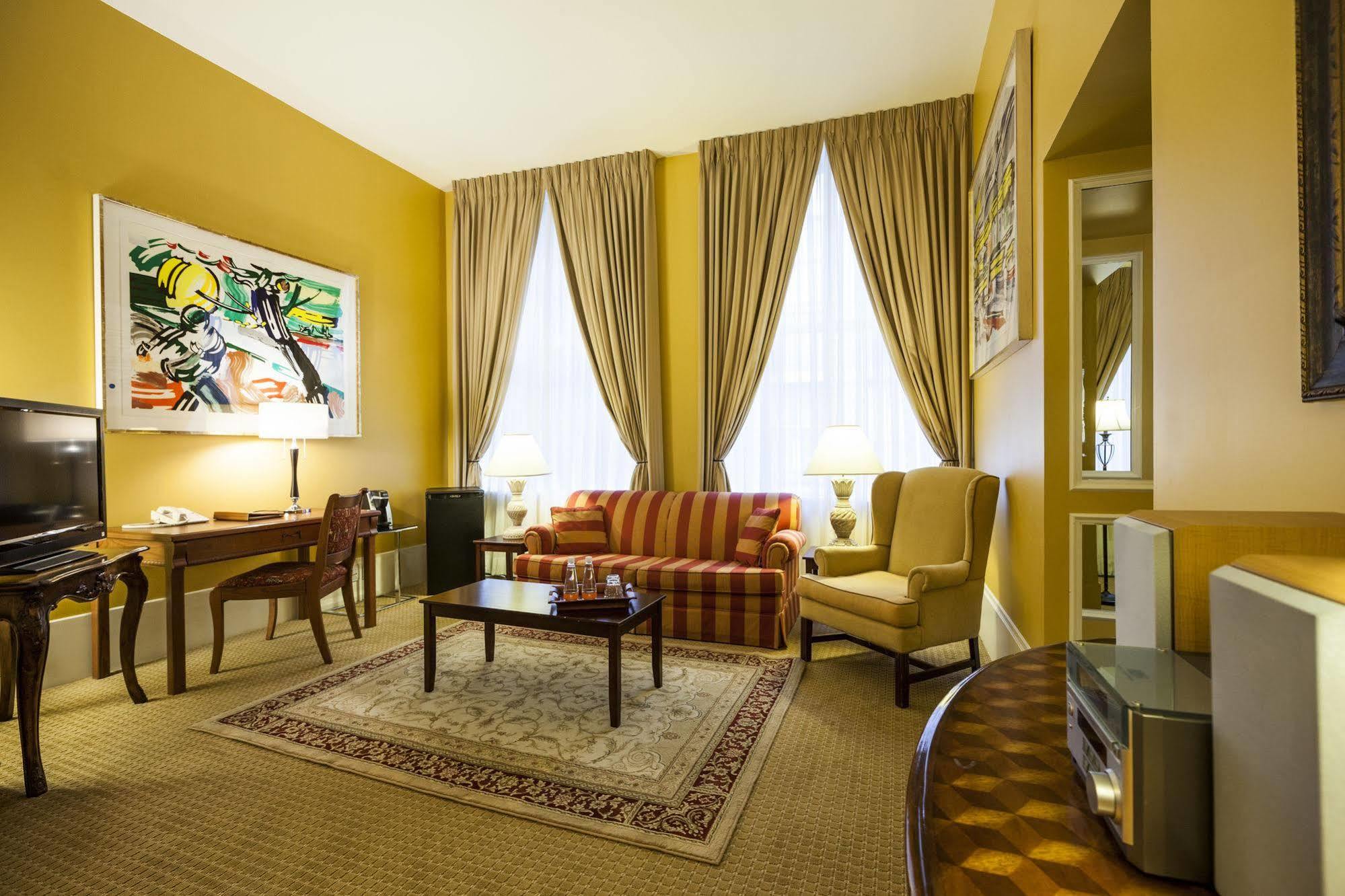 Hotel Lhotel 4*
