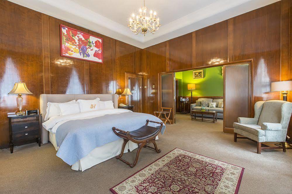 Hotel Lhotel