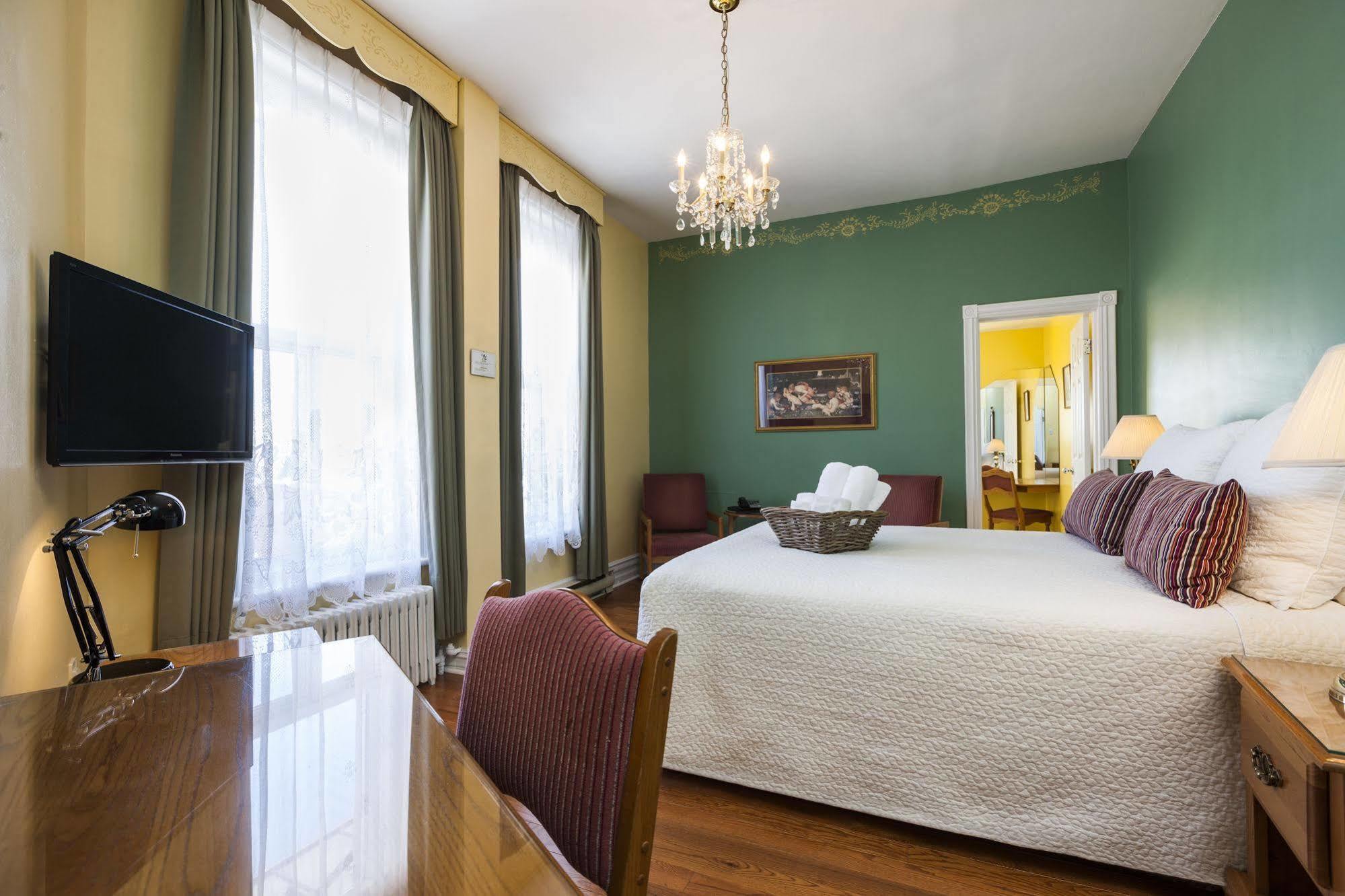 Hotel Chateau De L'argoat Montreal