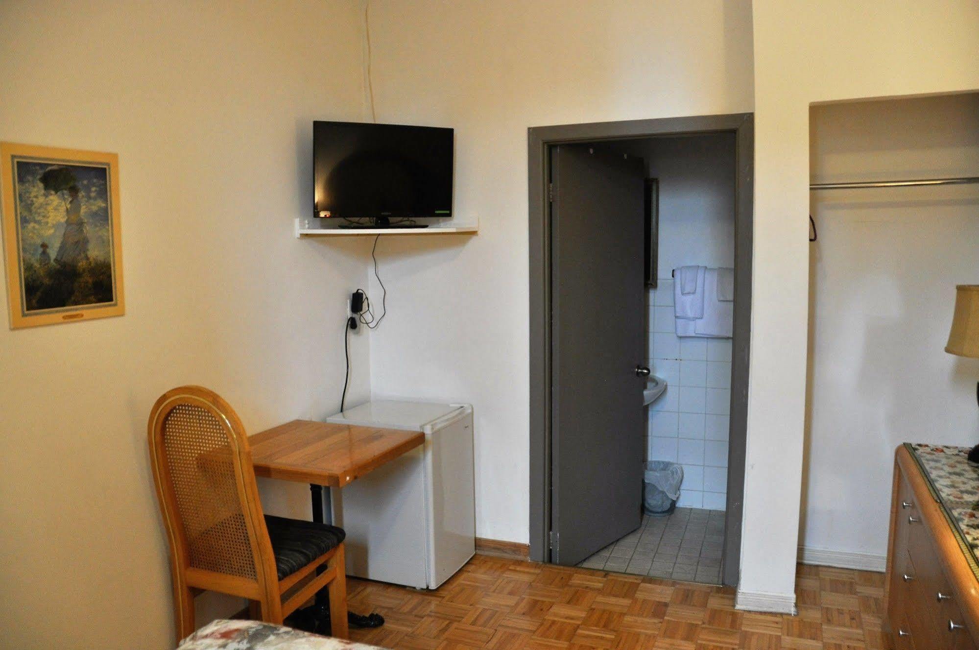 Bon Accueil Hotel