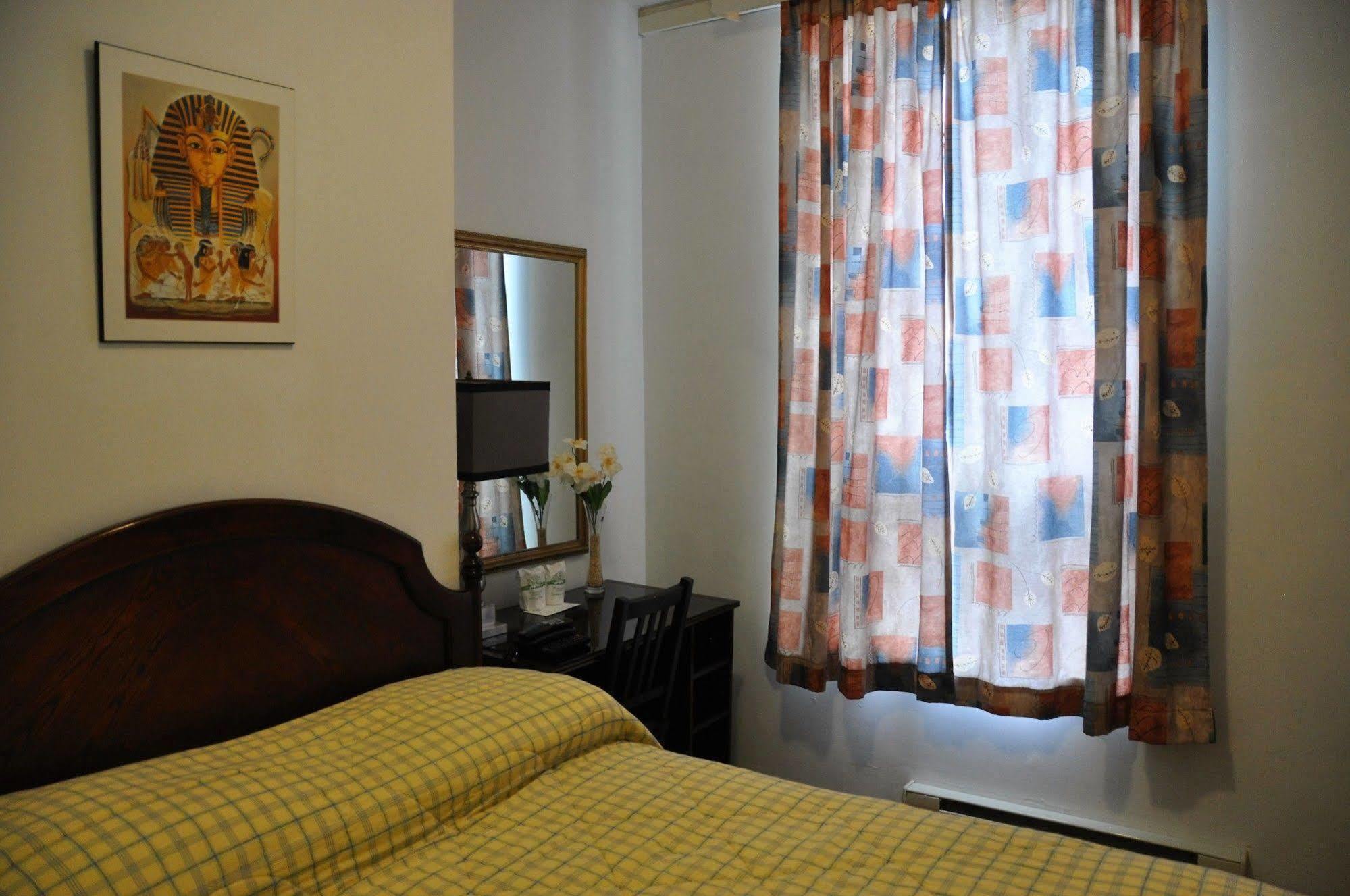 Bon Accueil Hotel 2*