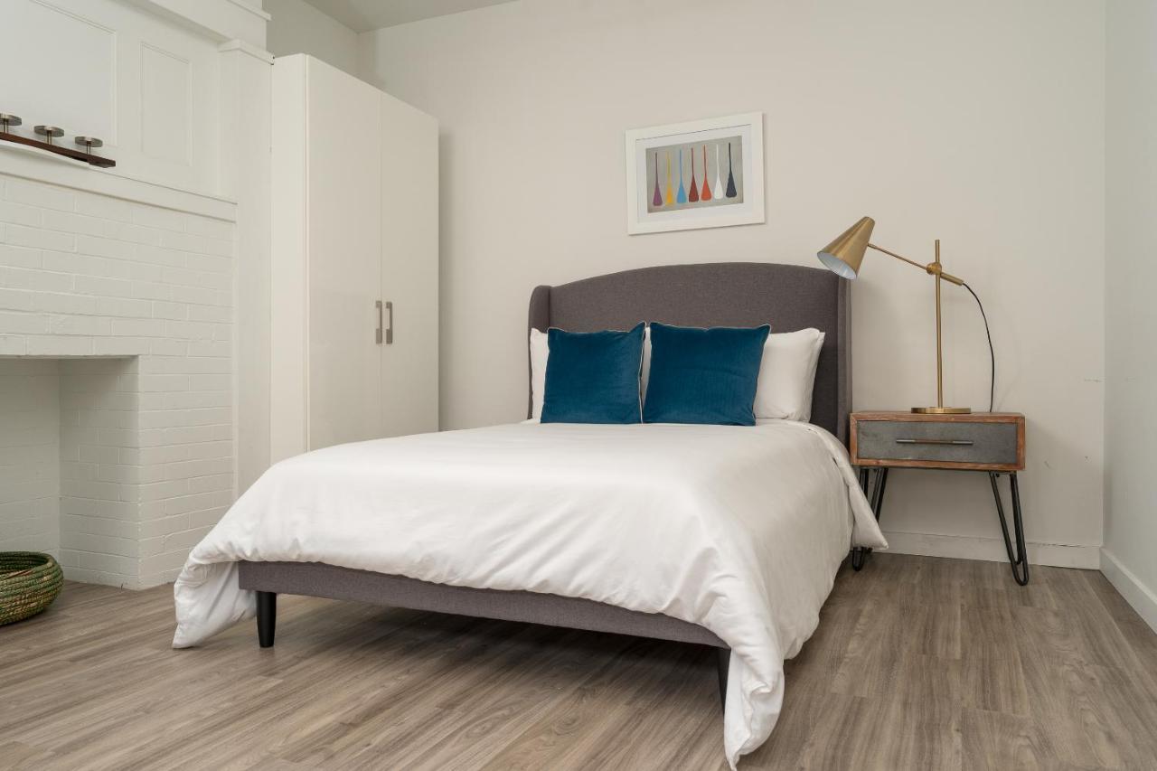 Sonder — Bishop Court Aparthotel Montreal