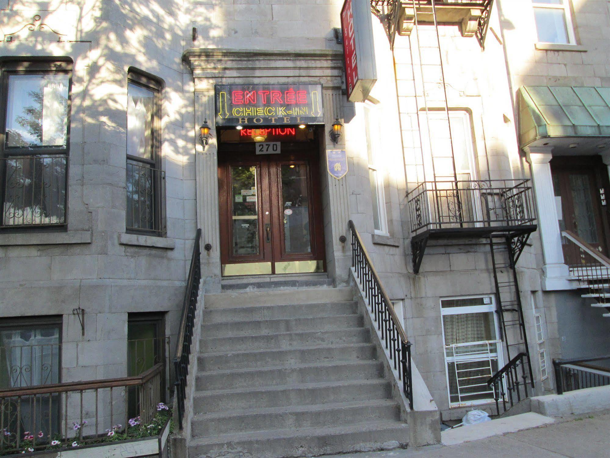 Hotel Hotel & Suites Place Des Arts