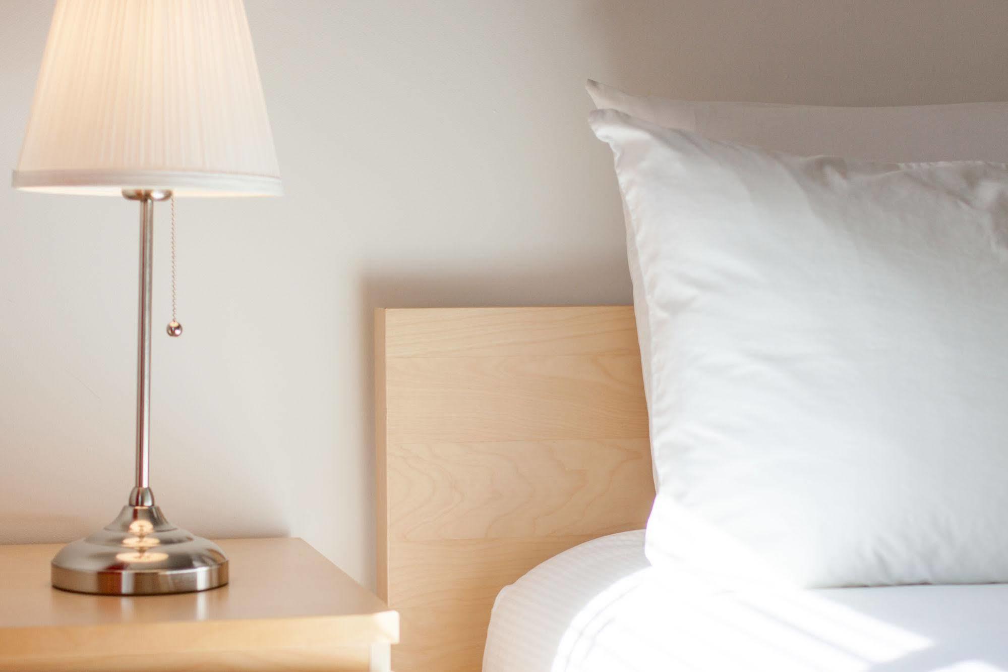 Du Village Bbv Bed & Breakfast Montreal