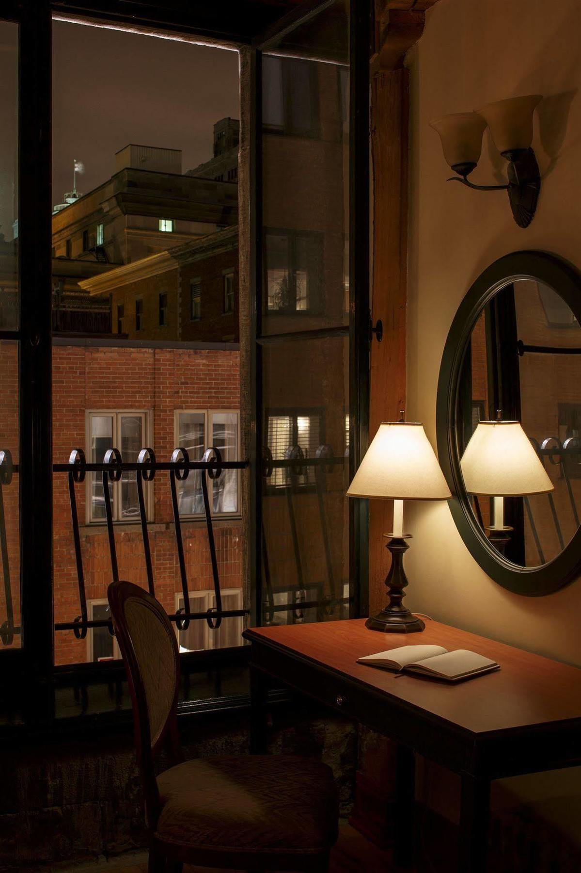 Du Vieux Port By Gray Collection