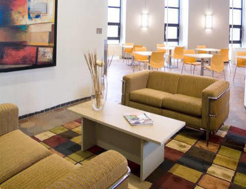 Zum D'ete - Universite De 3* Montreal