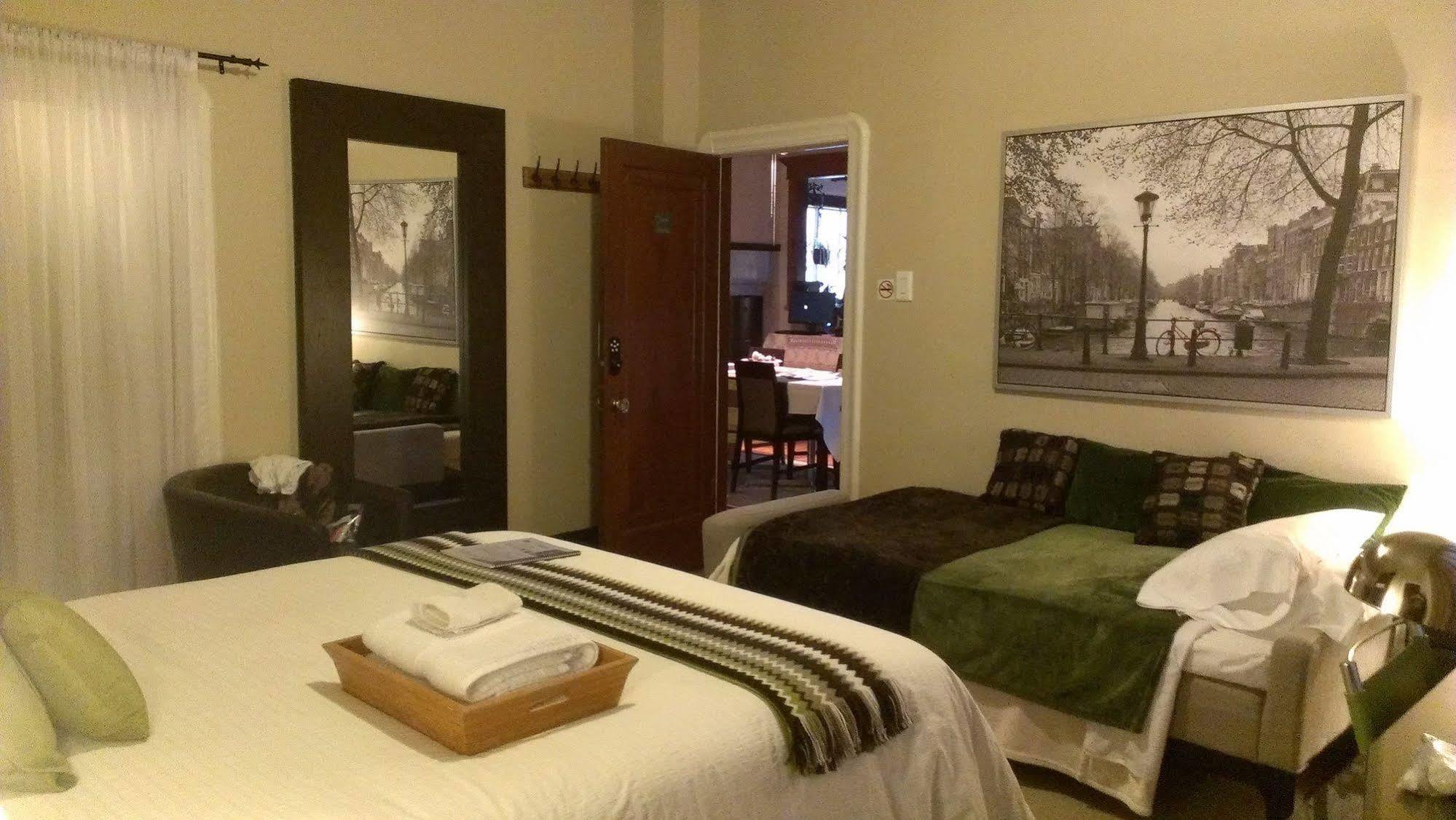 La Petite Bourgeoise Bed & Breakfast 3*