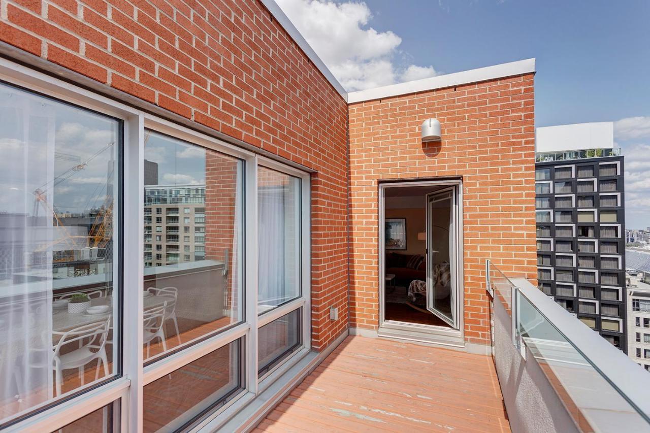 Palais-des-congres Furnished Apartment