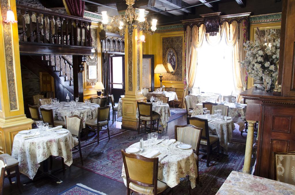 Hotel Pierre Du Calvet 4*