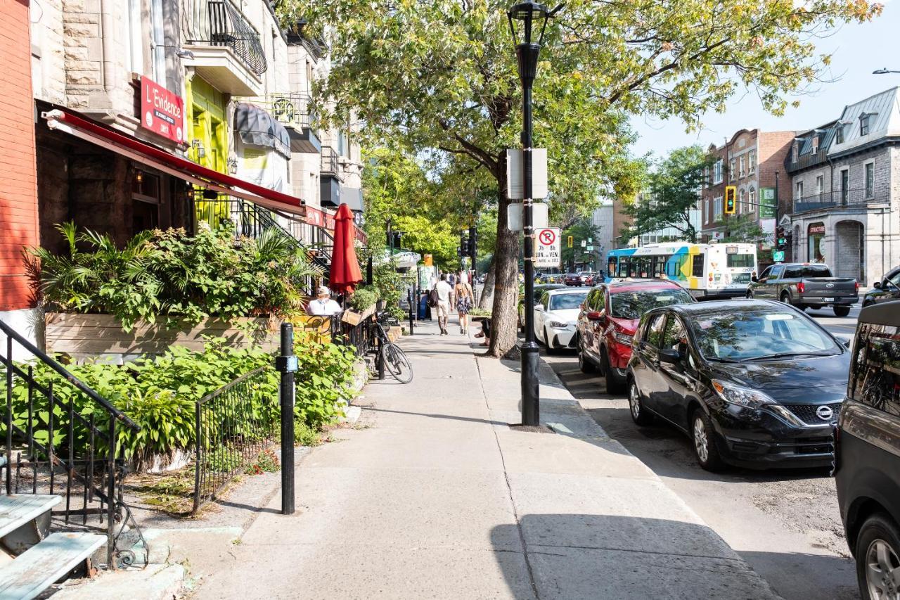 Styled 2 Bedroom On St-denis Street * Montreal