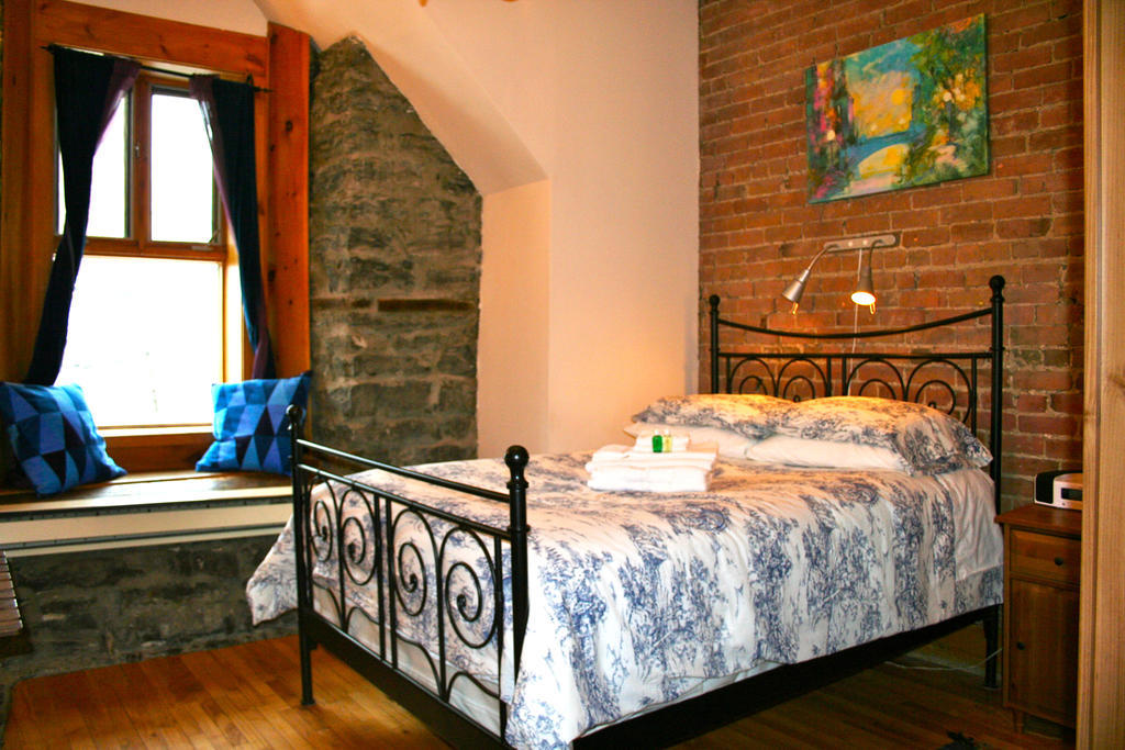 Gite University Bed And Breakfast Bed & Breakfast