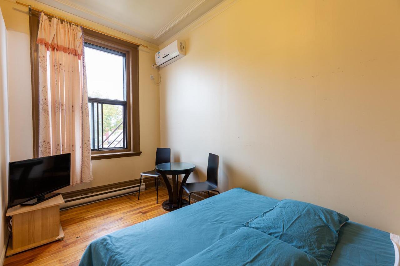 Bon Soleil Guest house Montreal