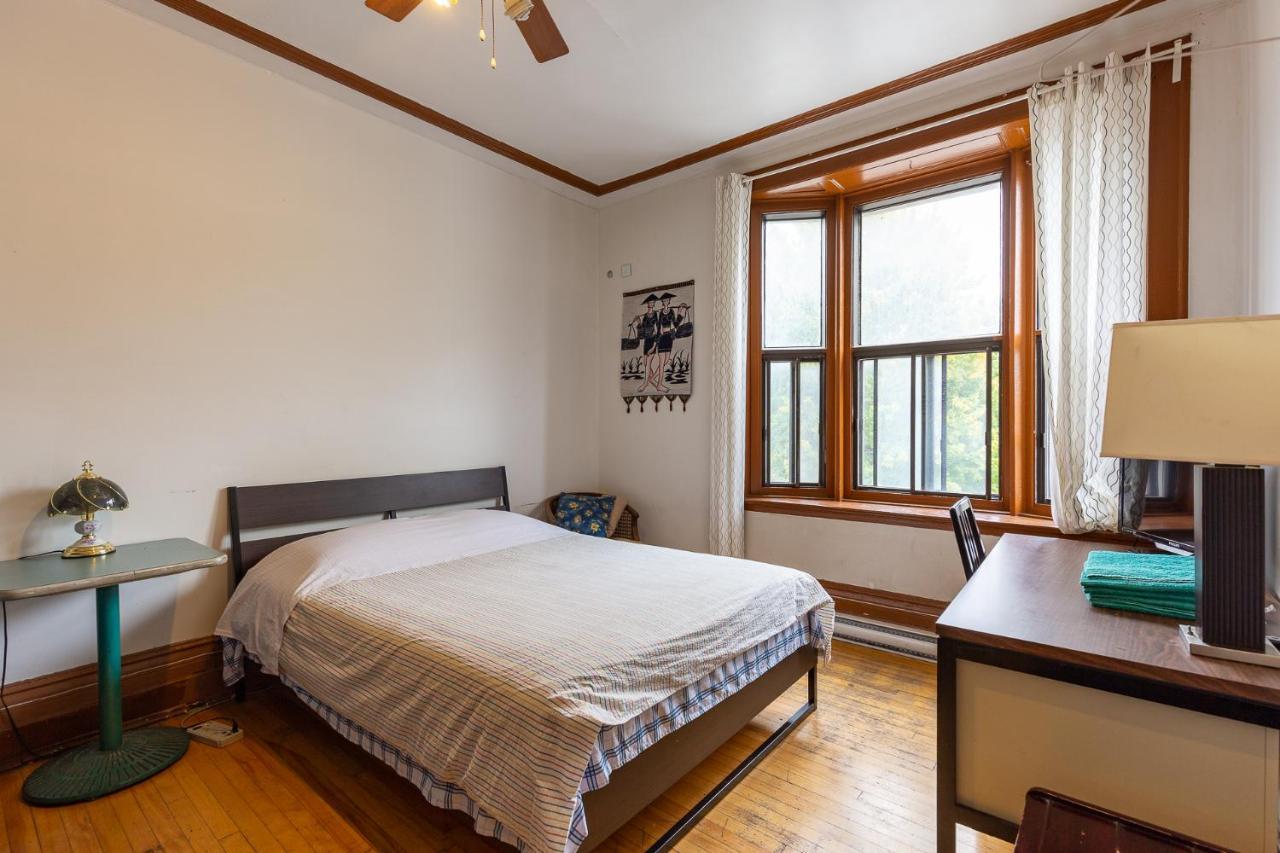 Bon Soleil Guest house Montreal