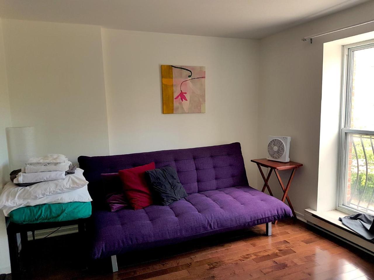 At Cherrier Apartment Montreal