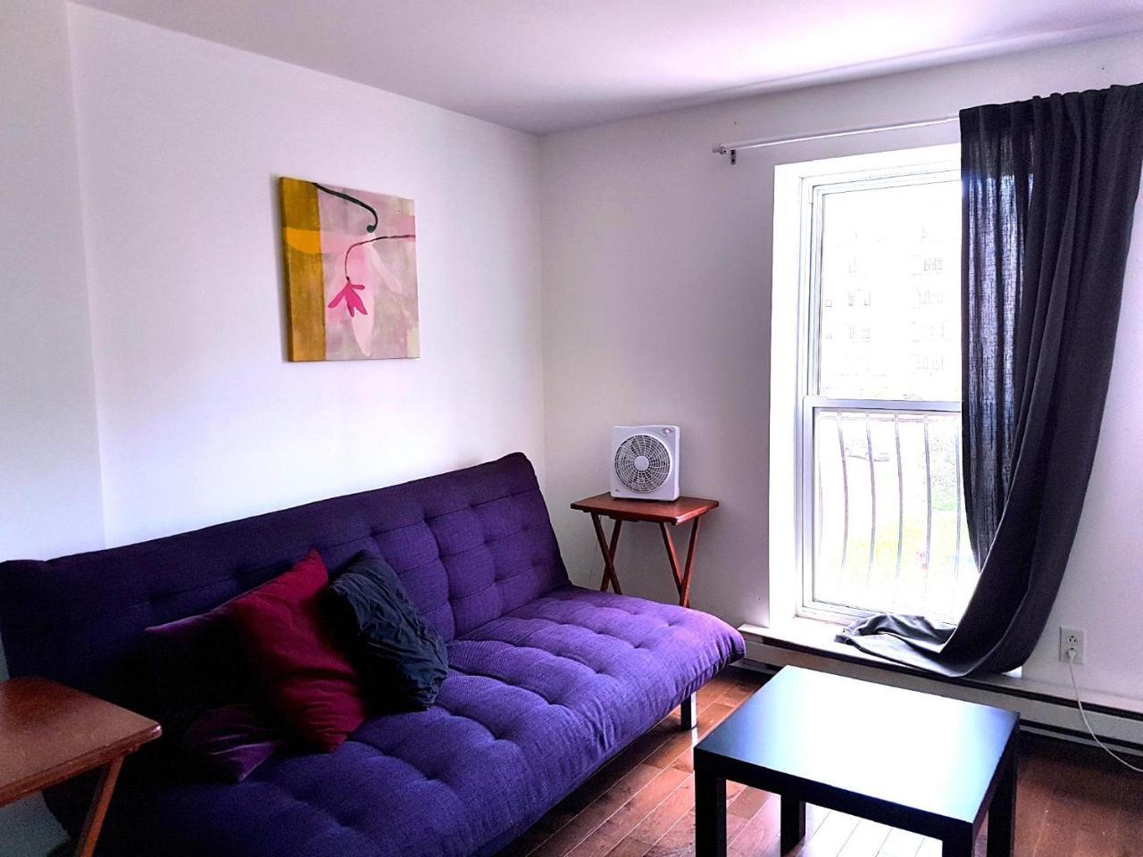 At Cherrier Apartment Montreal