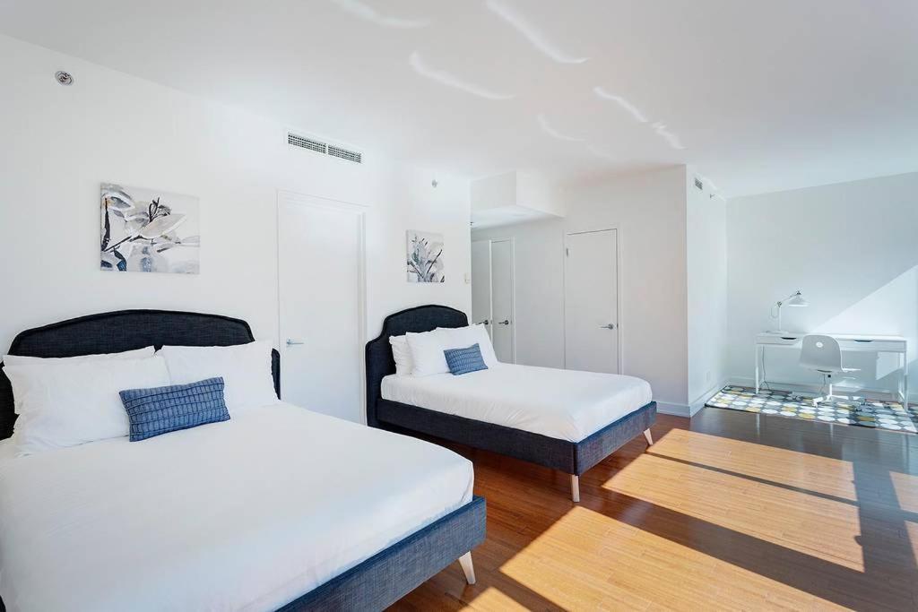 Palais-des-congres Furnished