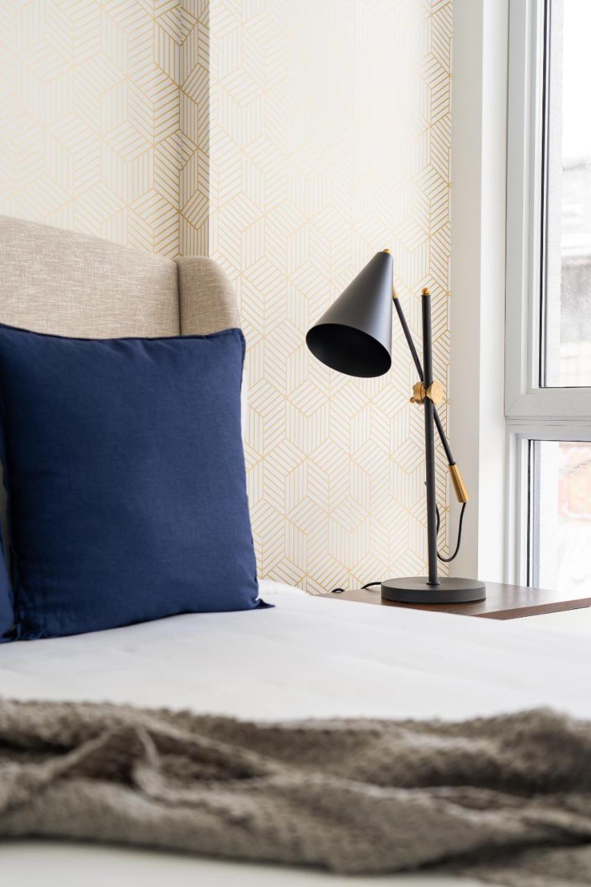 Beautiful Griffintown Suites By Sonder Aparthotel Montreal