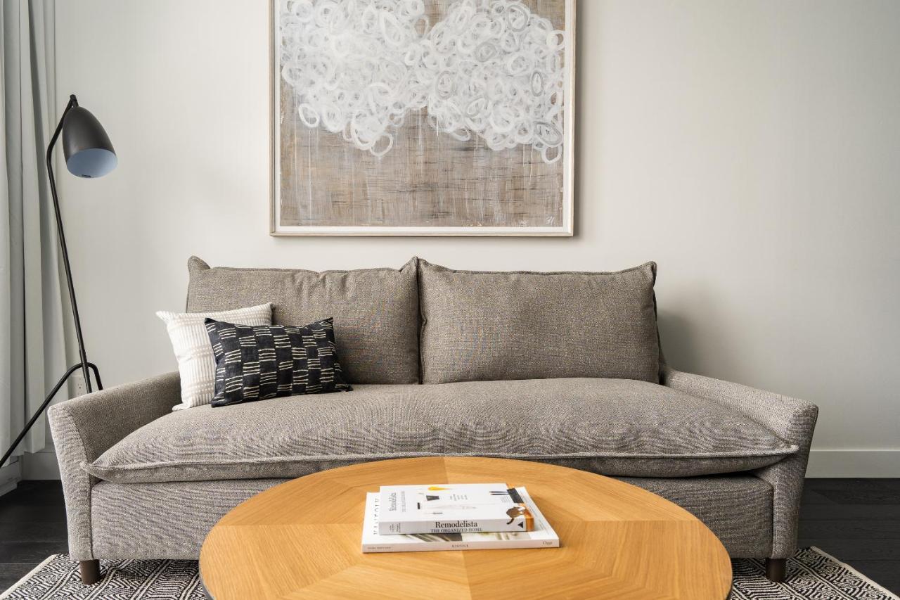 Bright Griffintown Suites By Sonder *