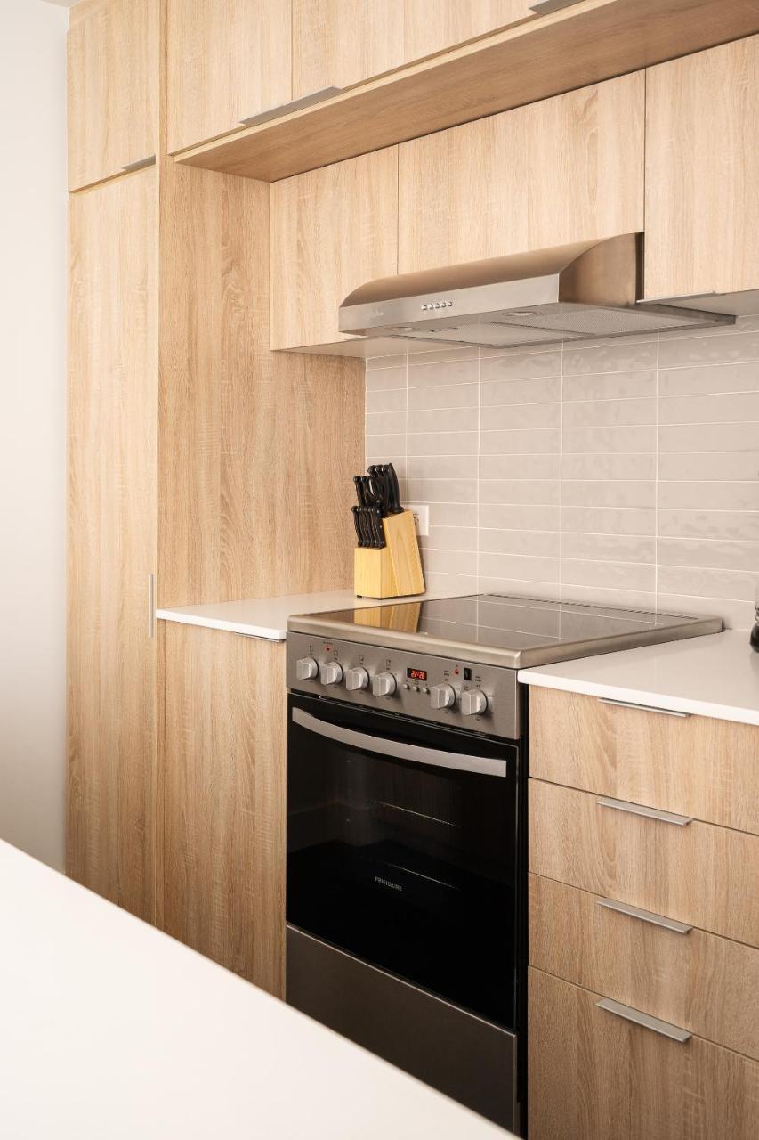 Beautiful Griffintown Suites By Sonder Aparthotel Montreal