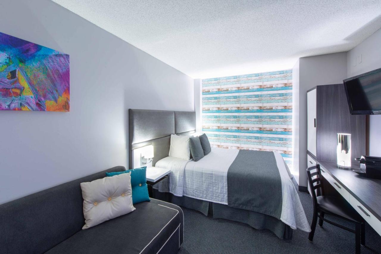 Travelodge By Wyndham Centre Hotel Montreal