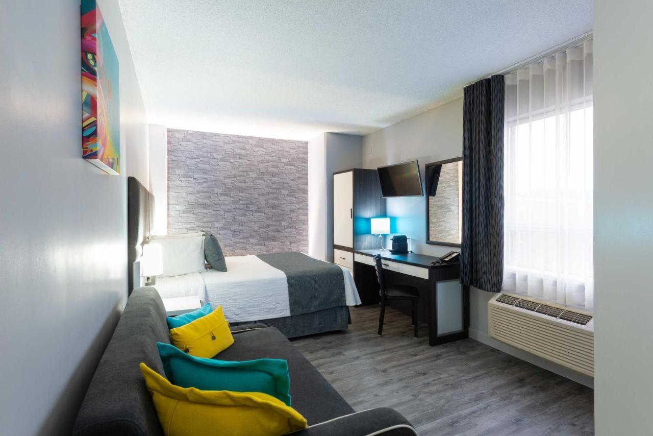 Travelodge By Wyndham Centre Hotel