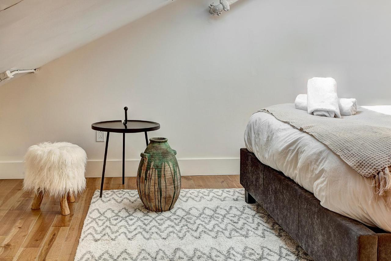 Apartment Saint Sulpice Lofts By Bakan - Old Montreal