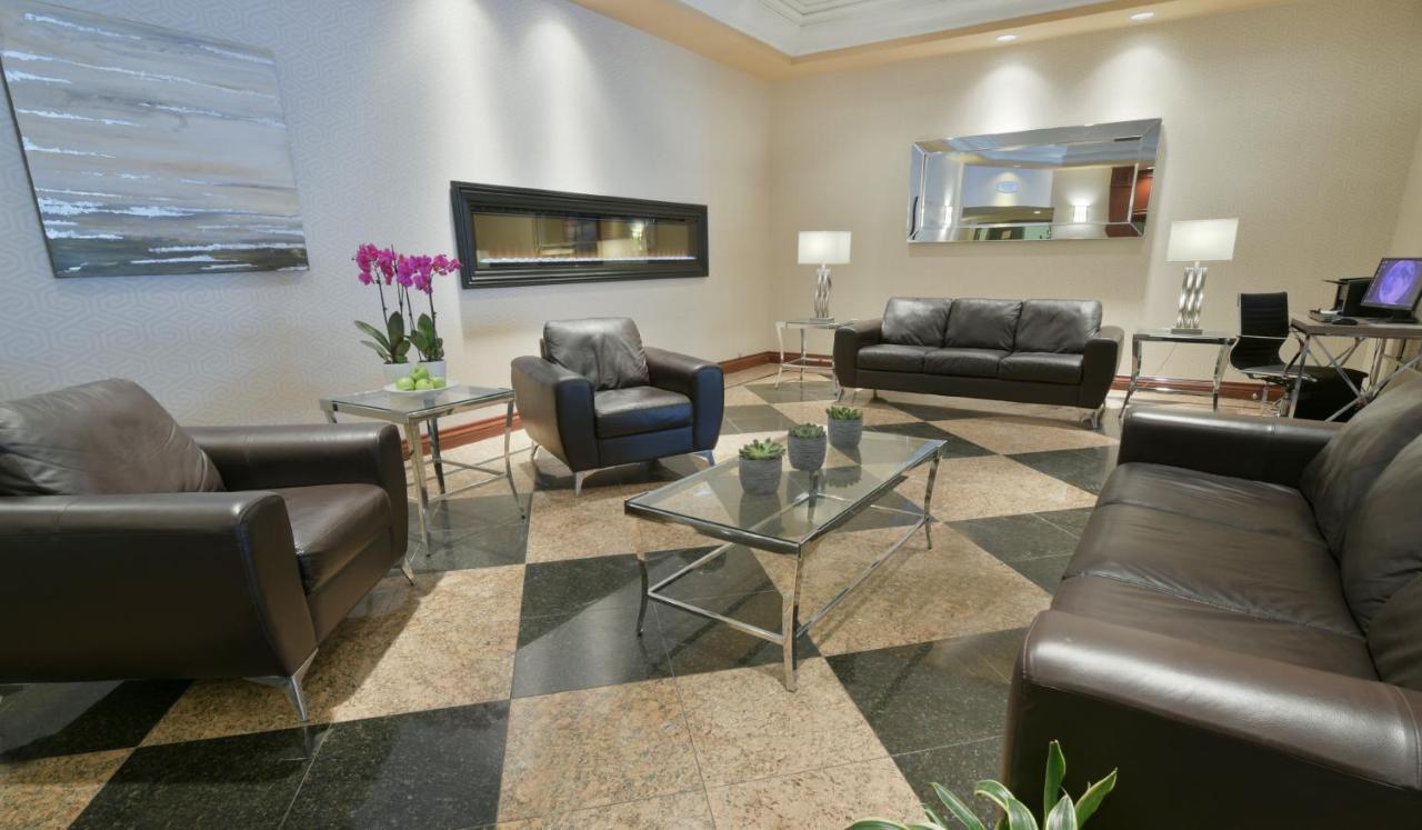 Hotel Universel