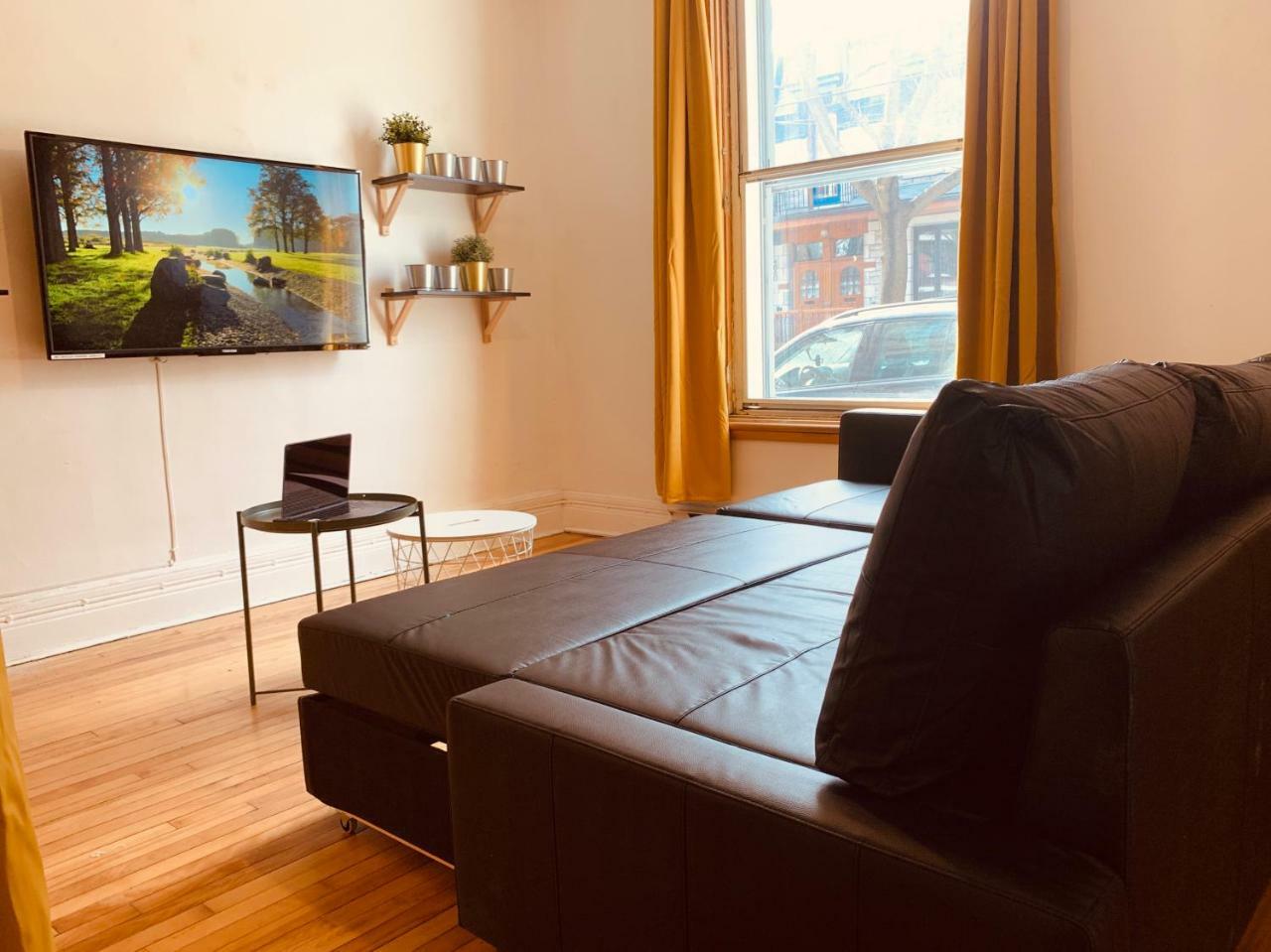 Apartment Mentana In Plateau Mont Royal Montreal