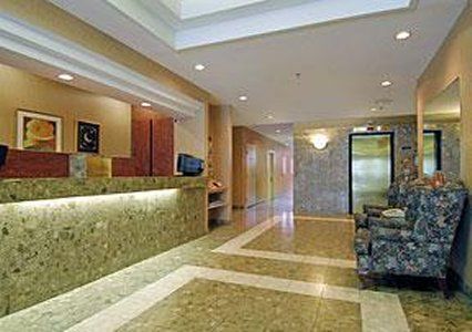 Hotel Comfort Downtown 3*