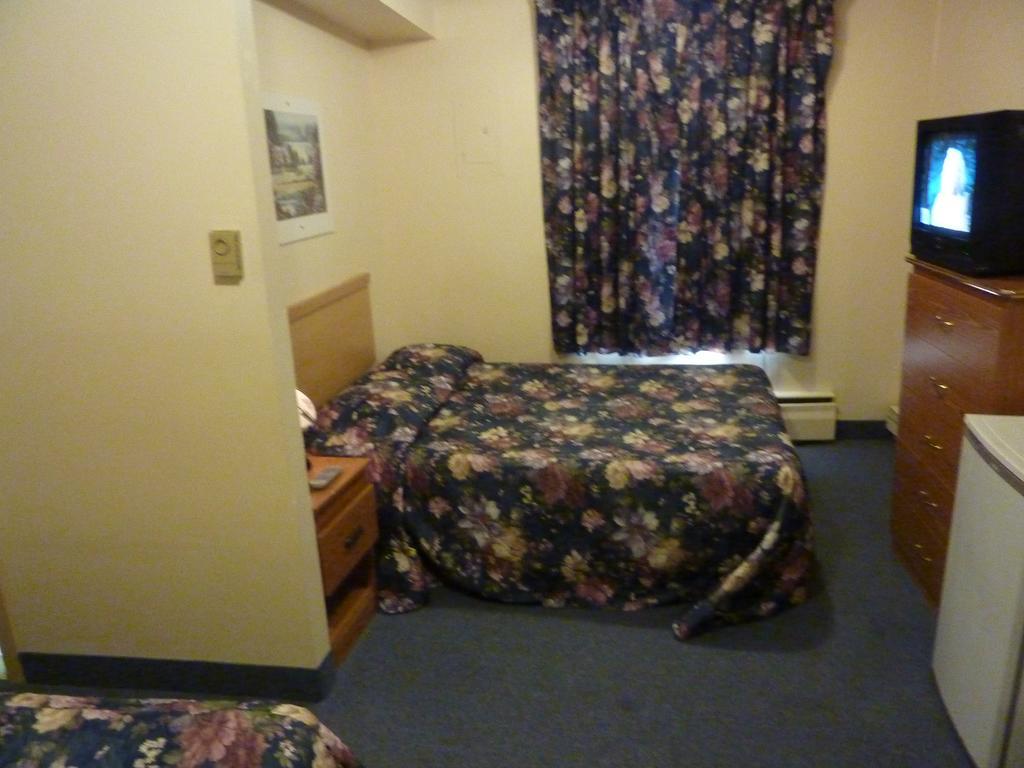 Hotel Viger Montreal