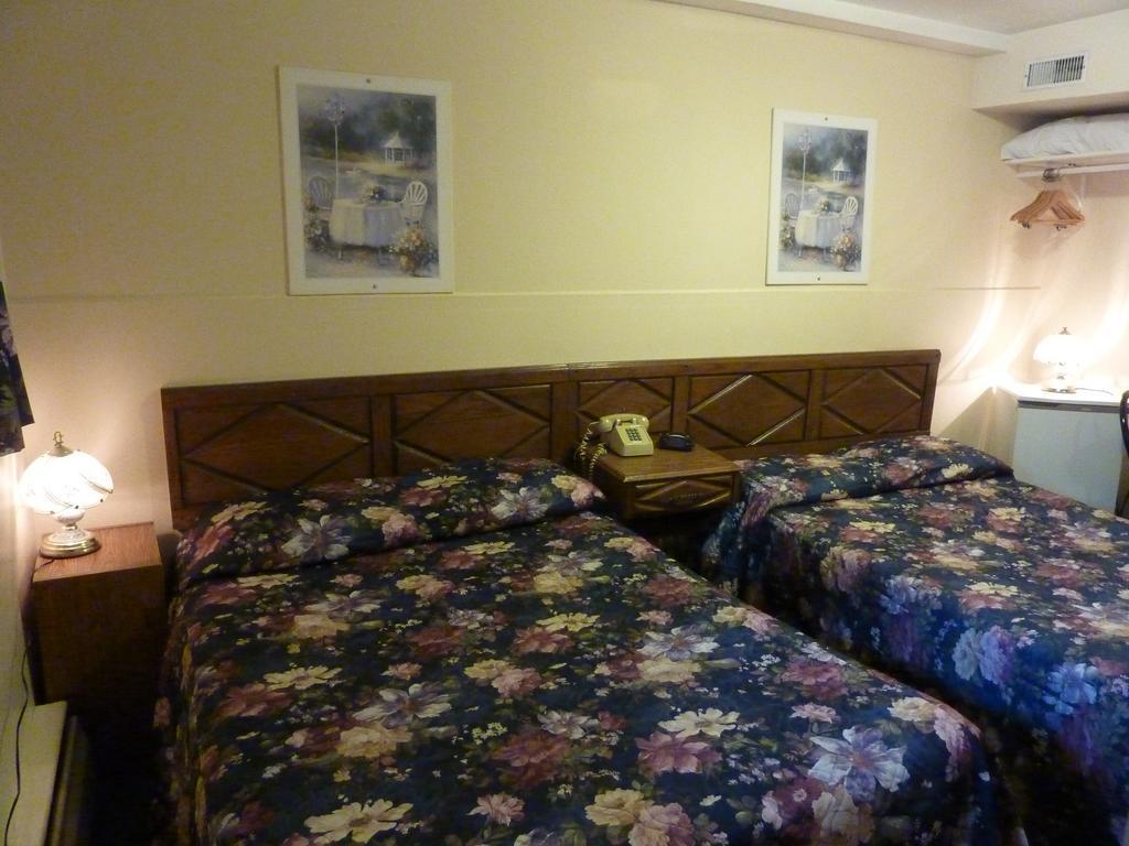 Hotel Viger 2*