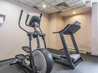 Comfort Downtown 3* Montreal