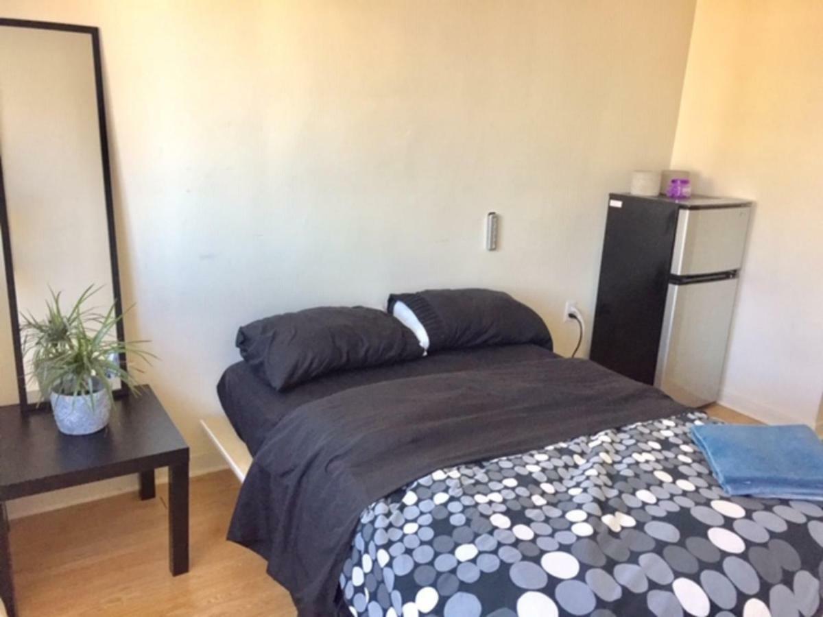 Hutchison - Studio Downtown *