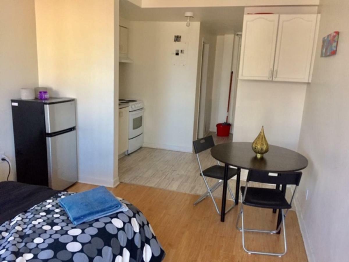 Hutchison - Studio Downtown *