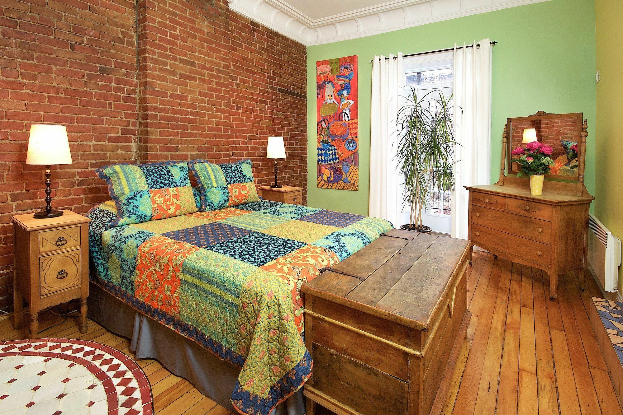 Les Bons Matins Inn Montreal
