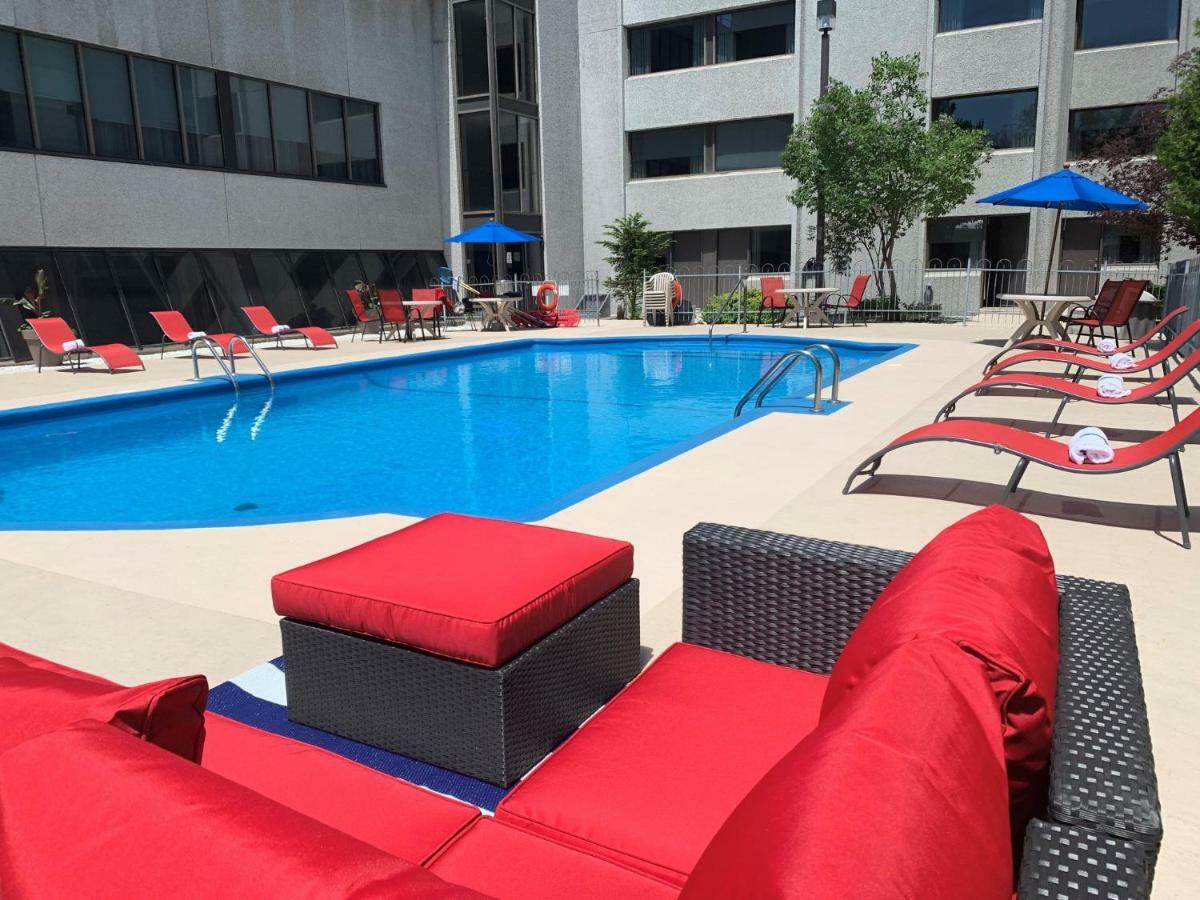 Hotel Universel