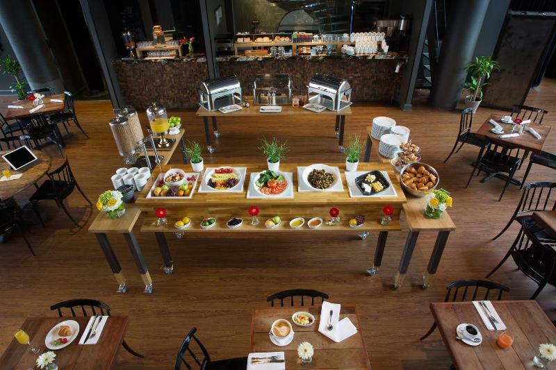 Hotel10 4* Montreal