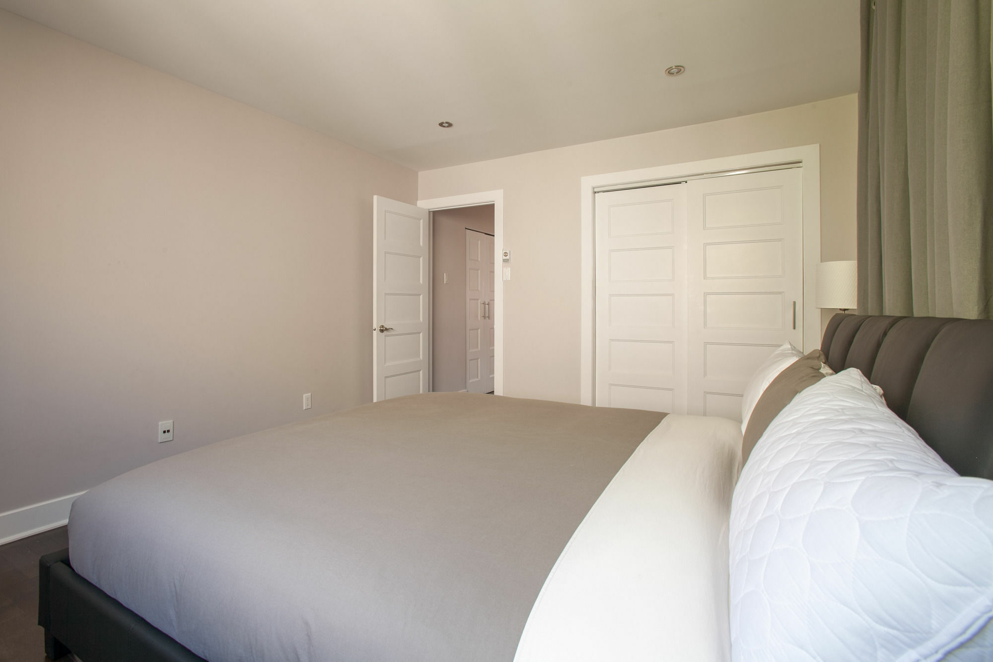 Apartment Lmvr - The Sherbrooke