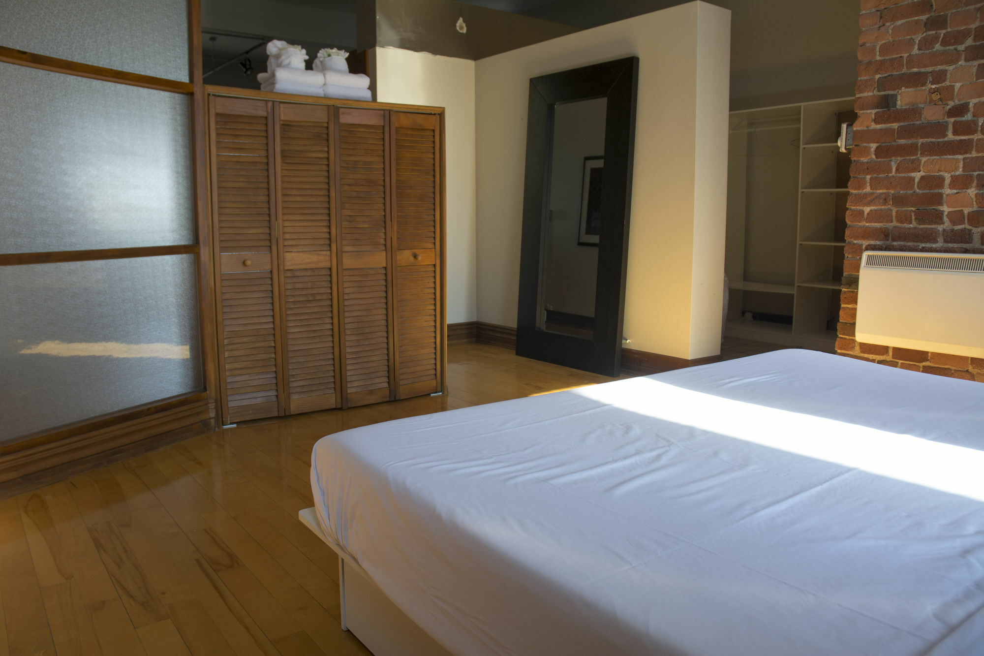Loft Style 1br In Plateau By Sonder * Montreal
